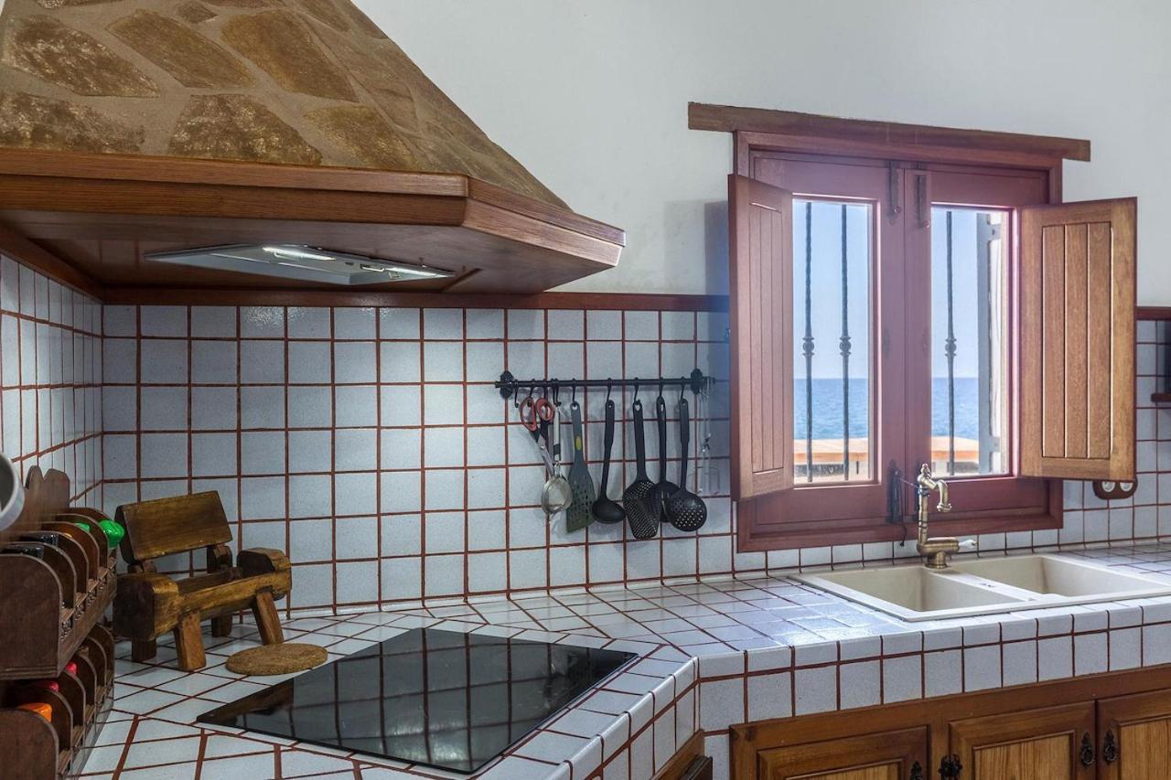 Villa Casa Costera Playa De Tasarte San Nicolás Esterno foto